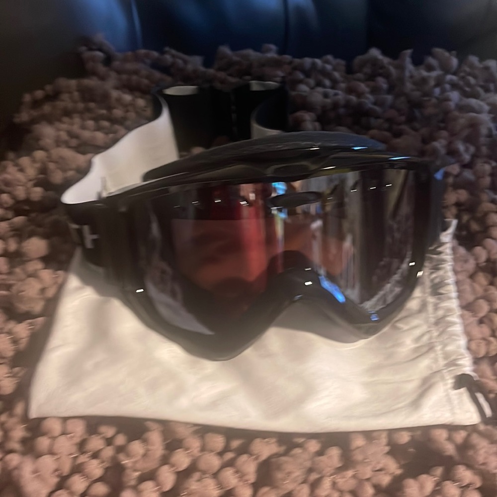Smith Ski or Snowboard with these!!! Tried on only
